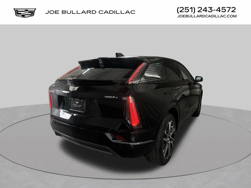 2025 Cadillac OPTIQ Sport 2 - Photo 2