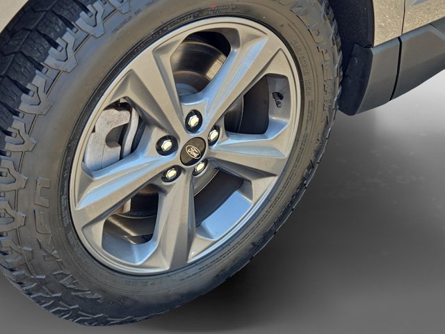 Used 2024 Carbonized Gray Ford SEL image 22