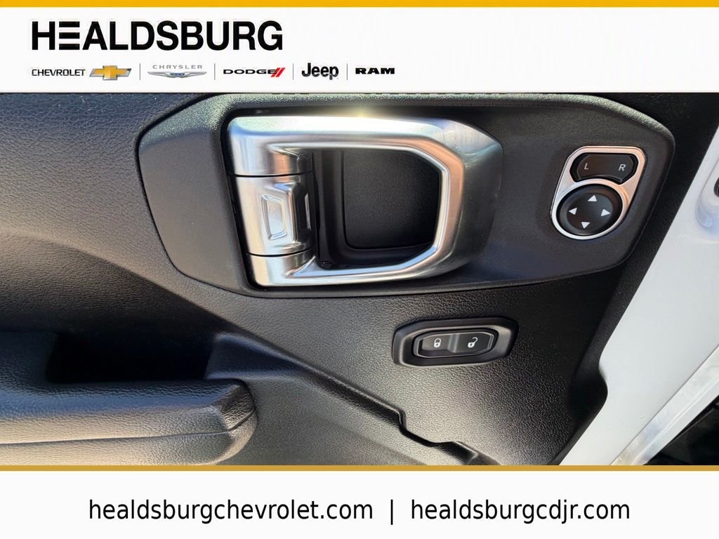 2025 Jeep Wrangler 4-Door Rubicon - Photo 12