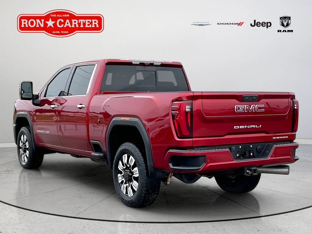 Used 2024 Red GMC Denali image 4