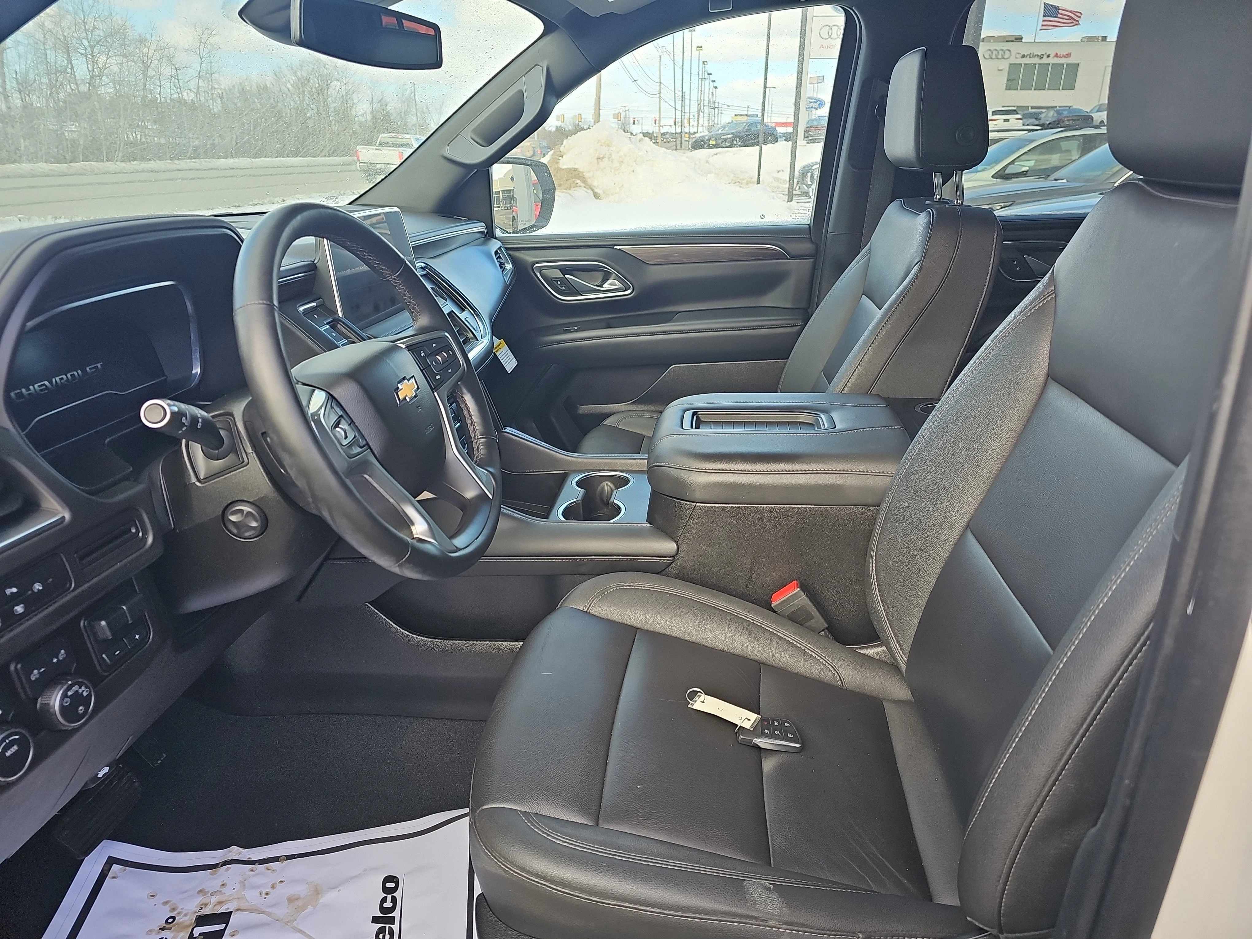 Used 2023 Iridescent Pearl Tricoat Chevrolet LT image 9