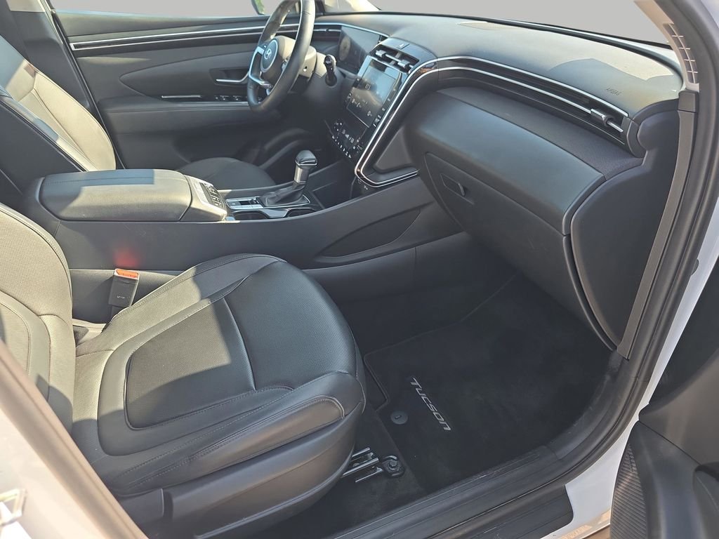 Used 2022 Quartz White Hyundai SEL image 32