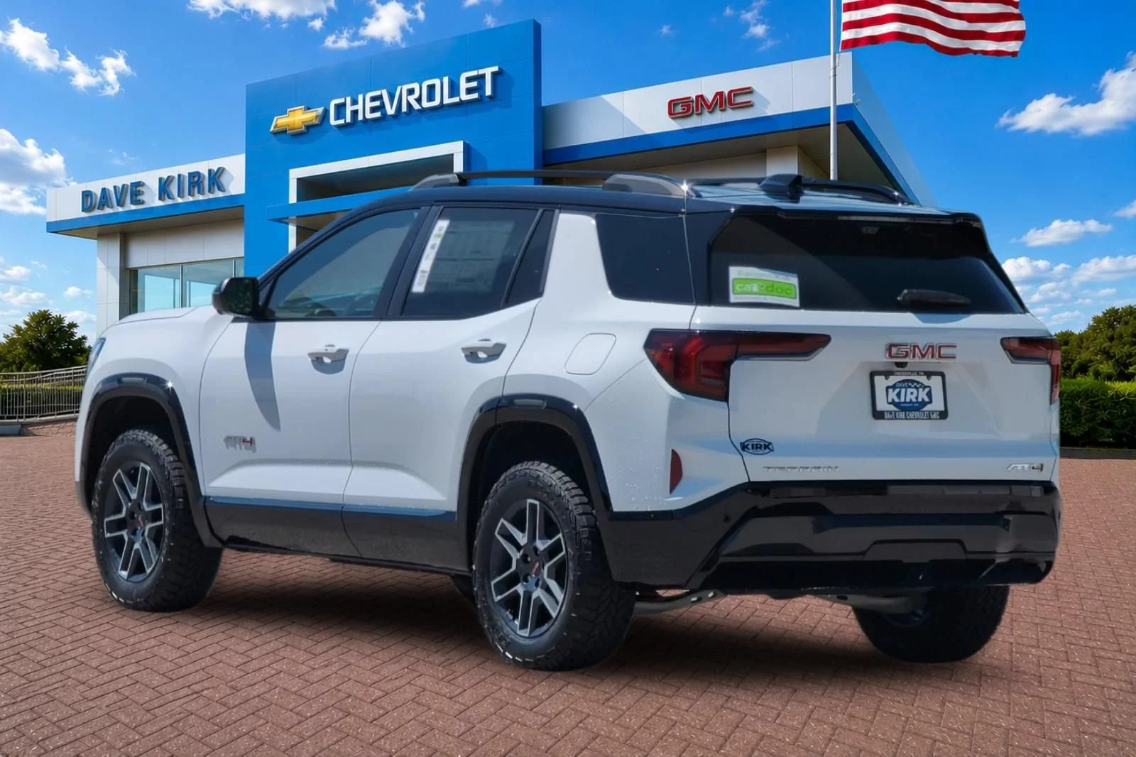 New 2026 Summit White GMC AT4 image 5