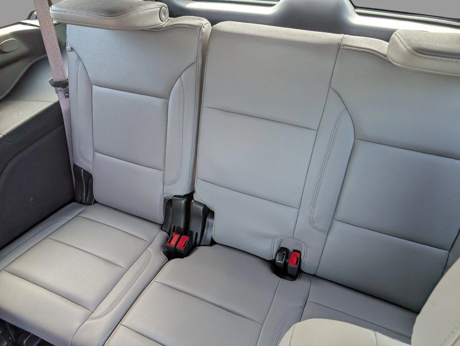Used 2023 RADIANT RED TINTCOAT Chevrolet Z71 image 34