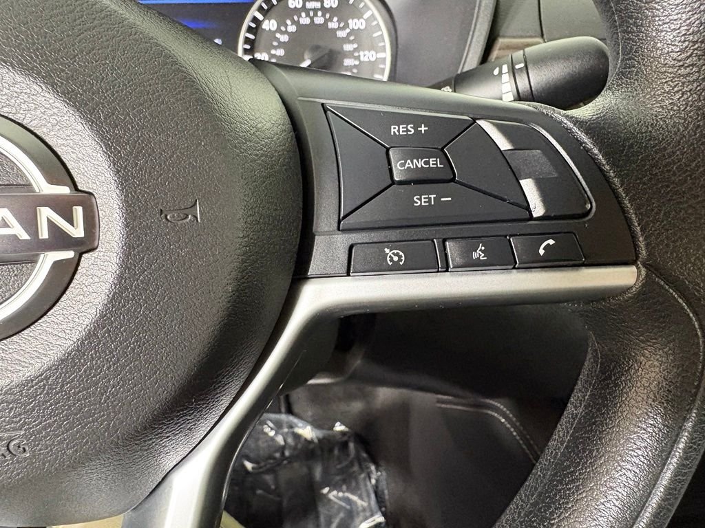 Used 2023 White Nissan 2.5 SV image 25