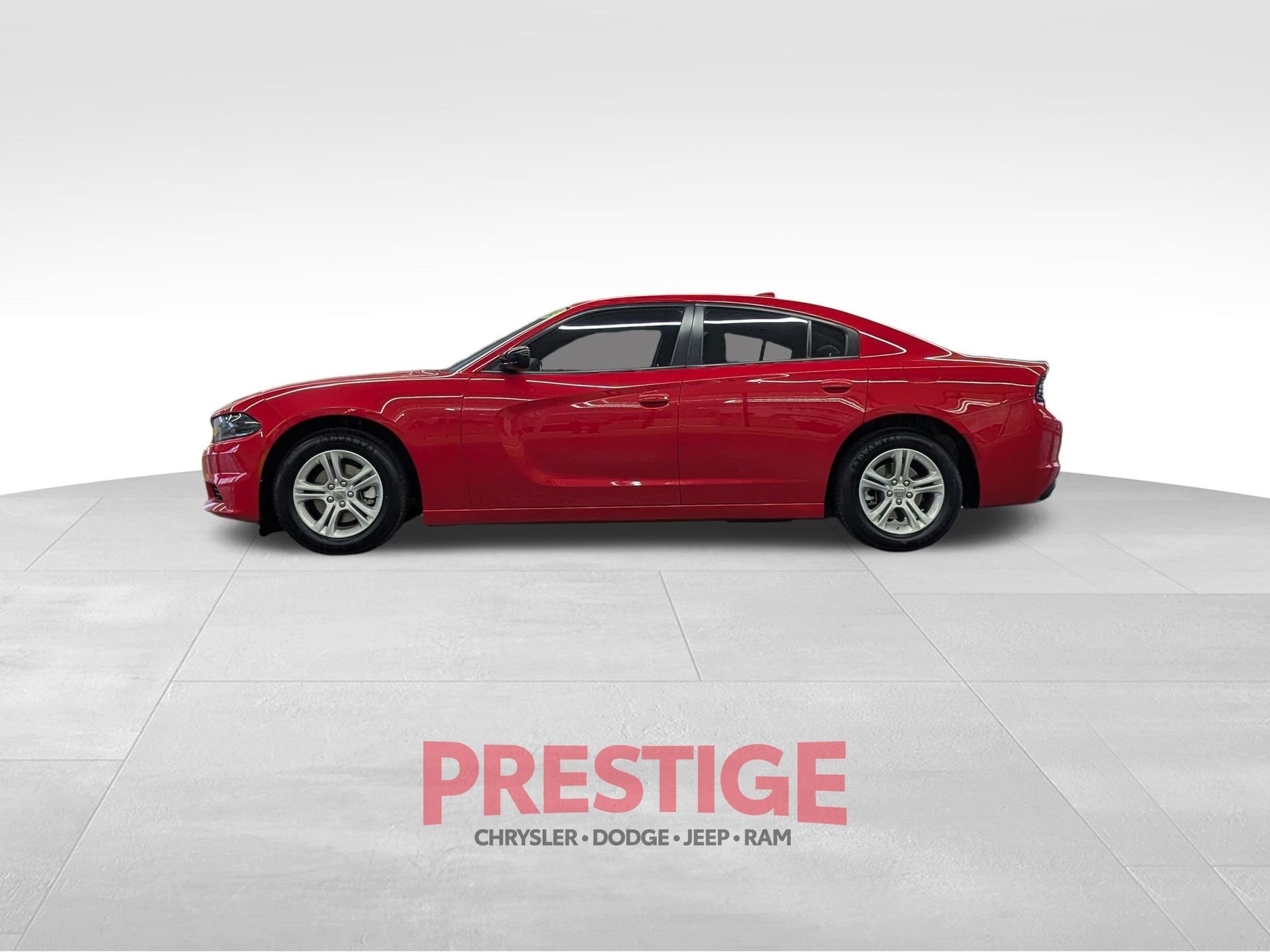 Used 2023 Red Dodge SXT image 10