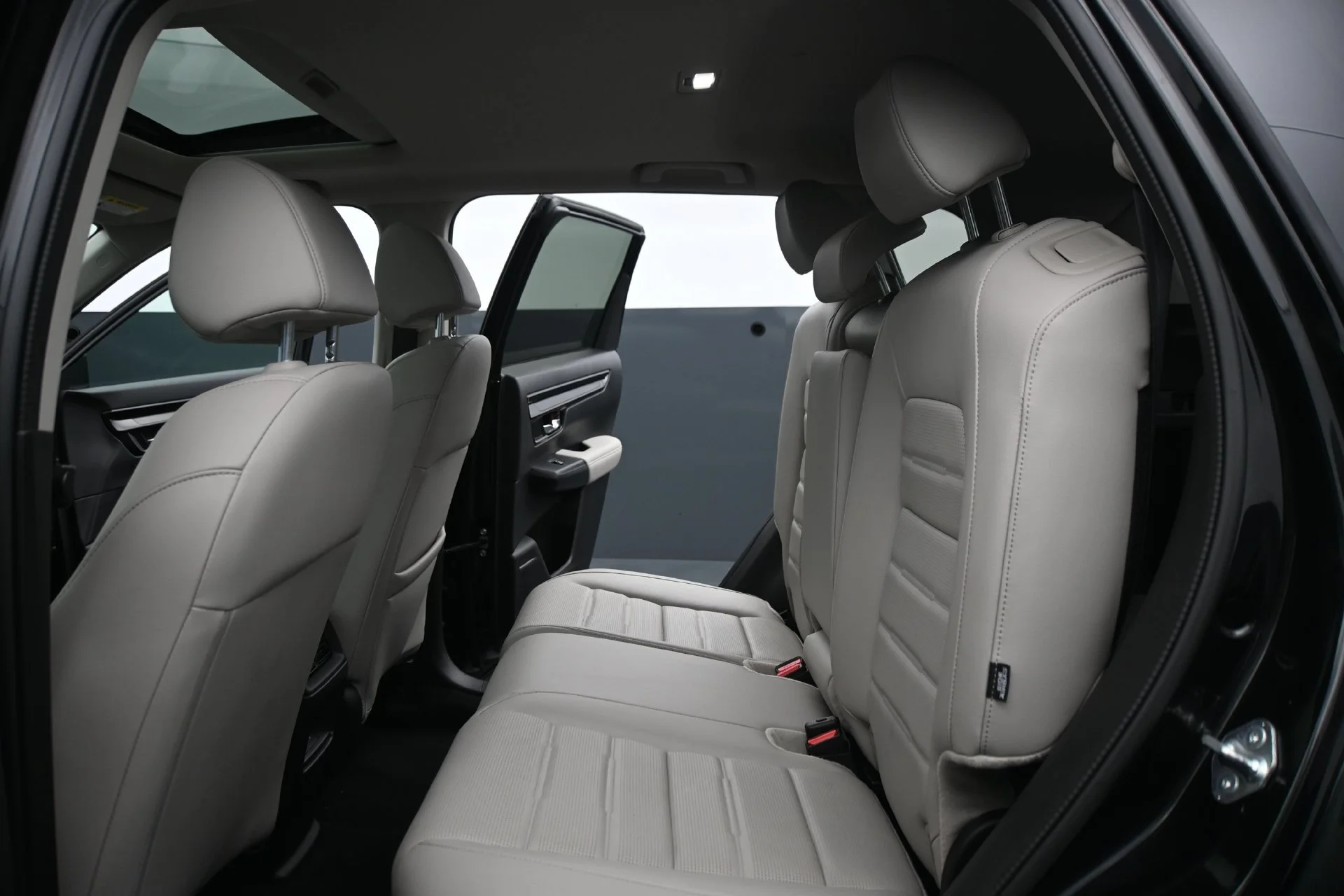 Used 2025  Honda 5D WAGON EX-L AWD image 17
