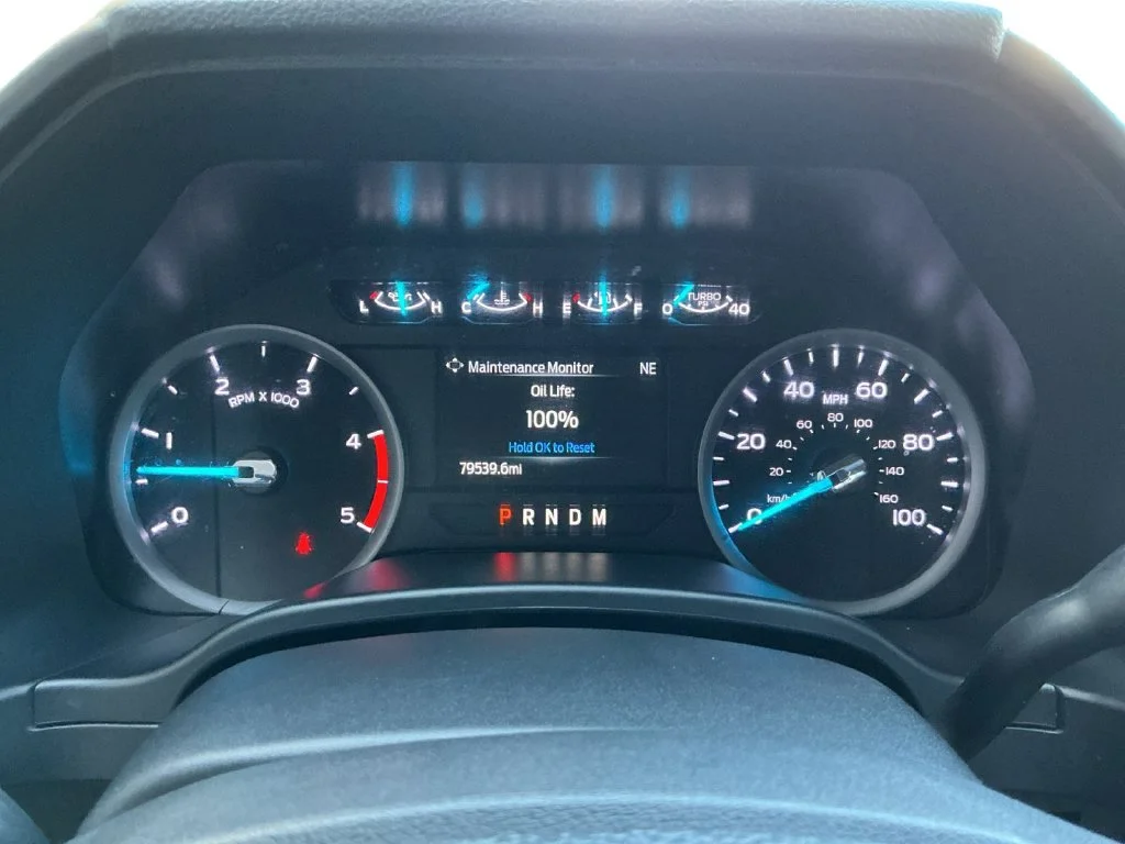 Used 2021 White Ford XL image 19