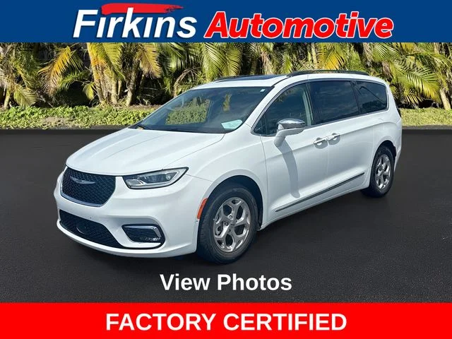 Certified Used 2022 White Chrysler Limited image 1