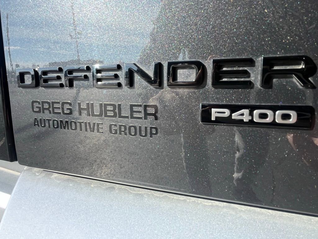 2023 Land Rover Defender SE - Photo 14