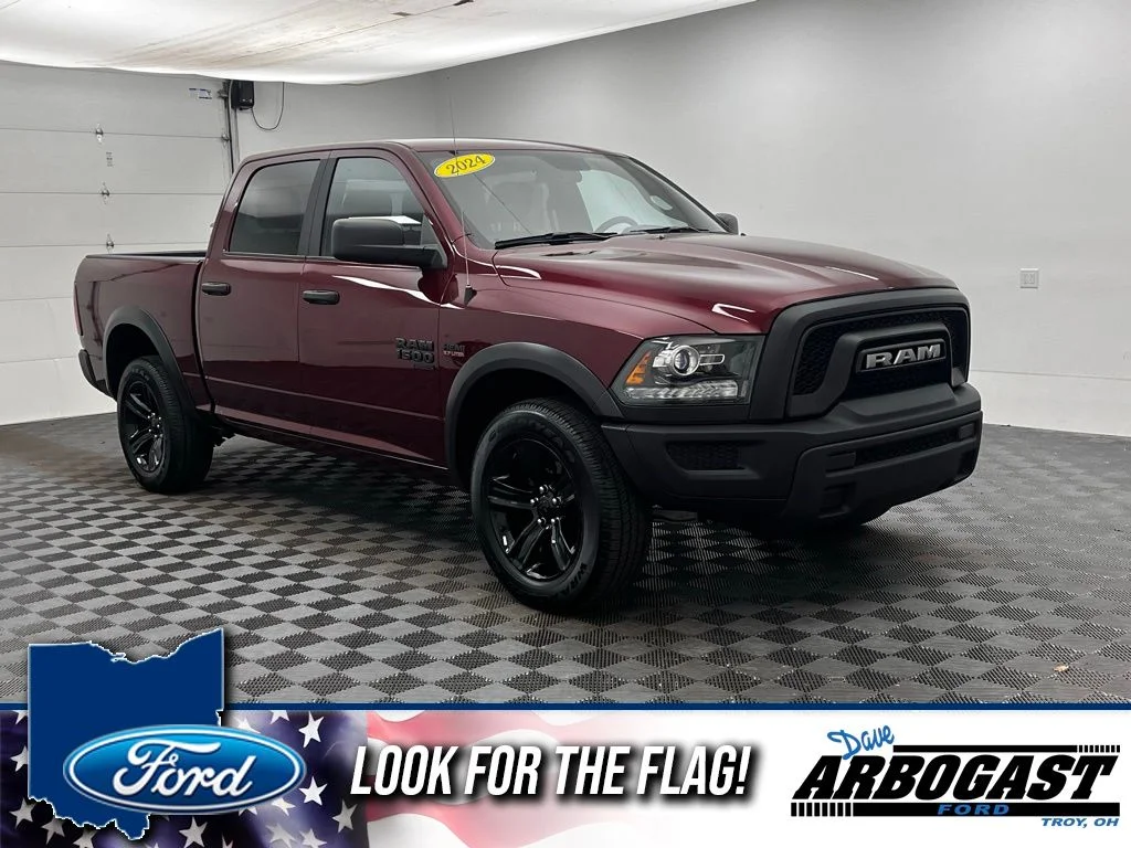 2024 RAM 1500 Classic Warlock 4x4 Crew Cab 5'7's photo