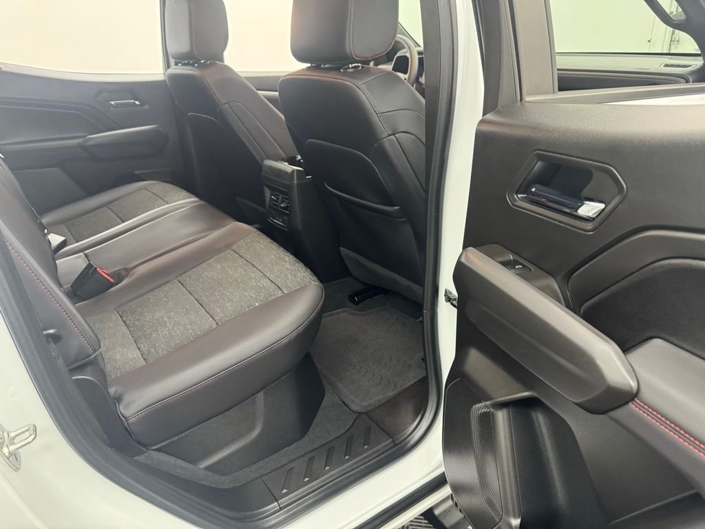 Used 2025 Summit White Chevrolet Z71 image 37