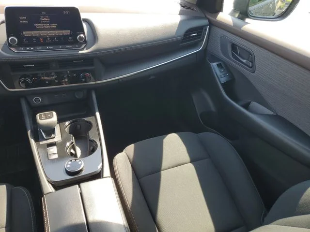 Used 2023 Gray Nissan S image 15