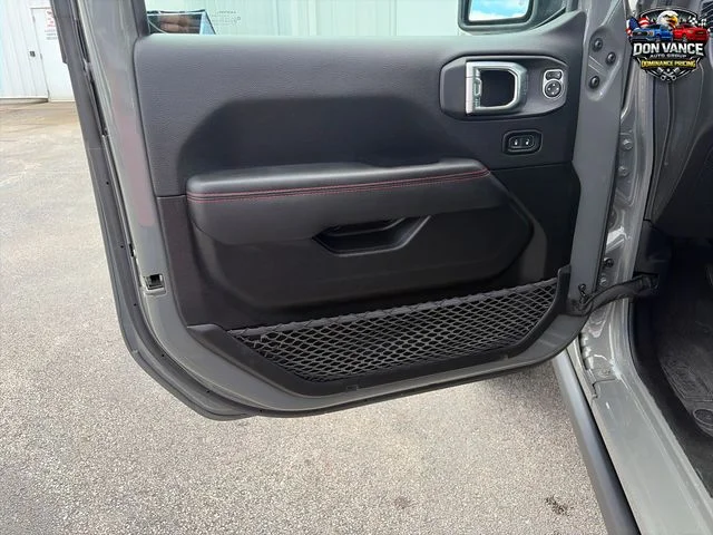 Used 2023 Gray Jeep Rubicon image 10