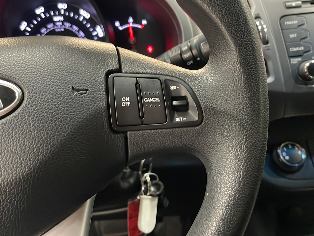Used 2011 Silver Kia LX image 18