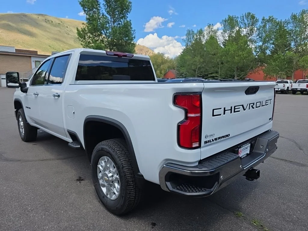 2026 Chevrolet Silverado 3500 HD LTZ - Photo 7