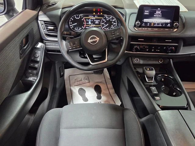 Used 2023 Blue Nissan S image 7