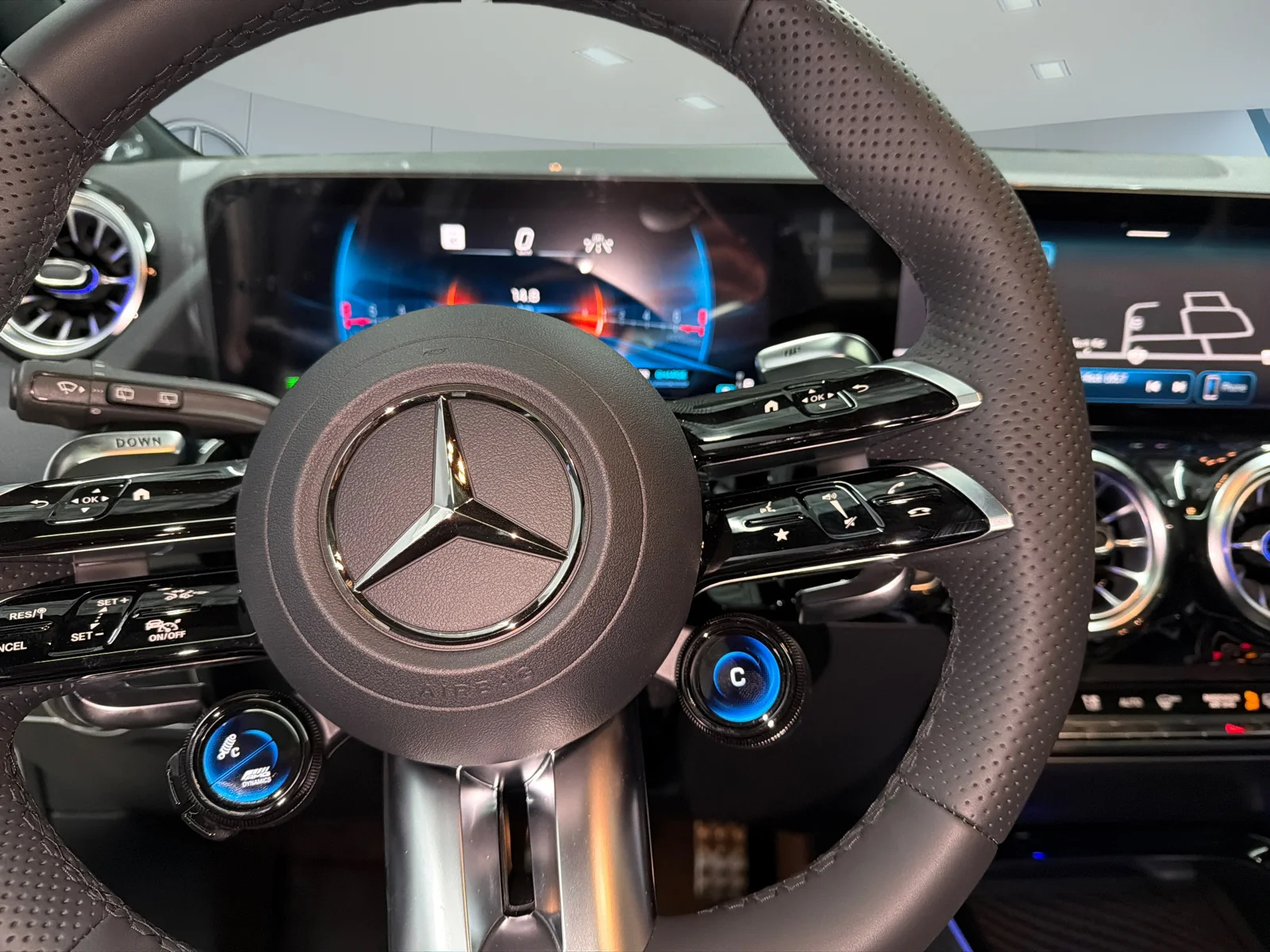 New 2026 Grey Mercedes-Benz AMG GLA 35 4MATIC SUV image 14