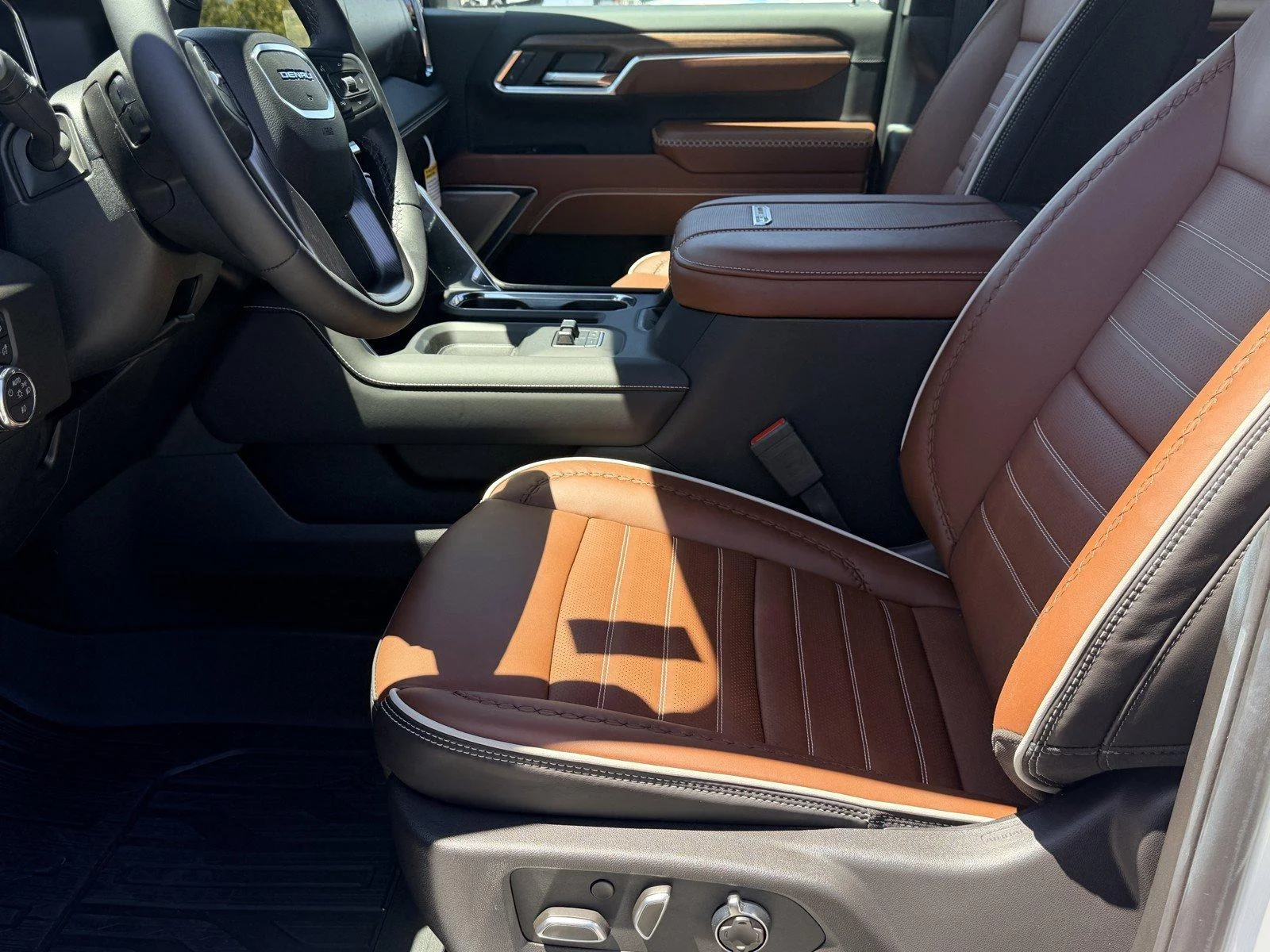 New 2026 Summit White GMC Denali Ultimate image 17