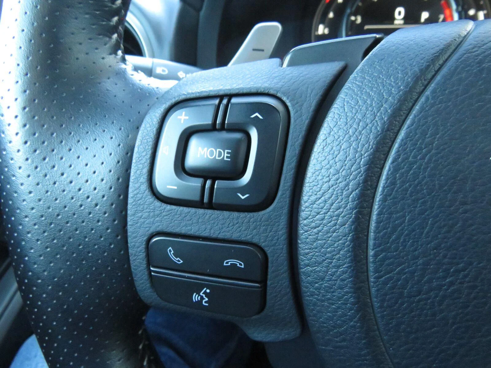 Used 2021 Ultra White Lexus IS 350 F SPORT image 31