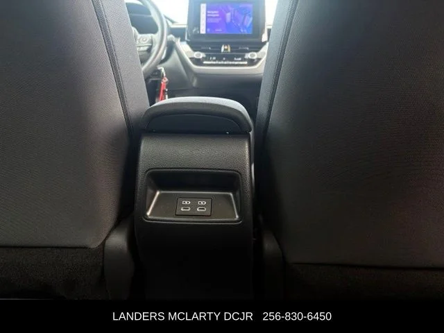2023 Toyota Corolla LE - Photo 18