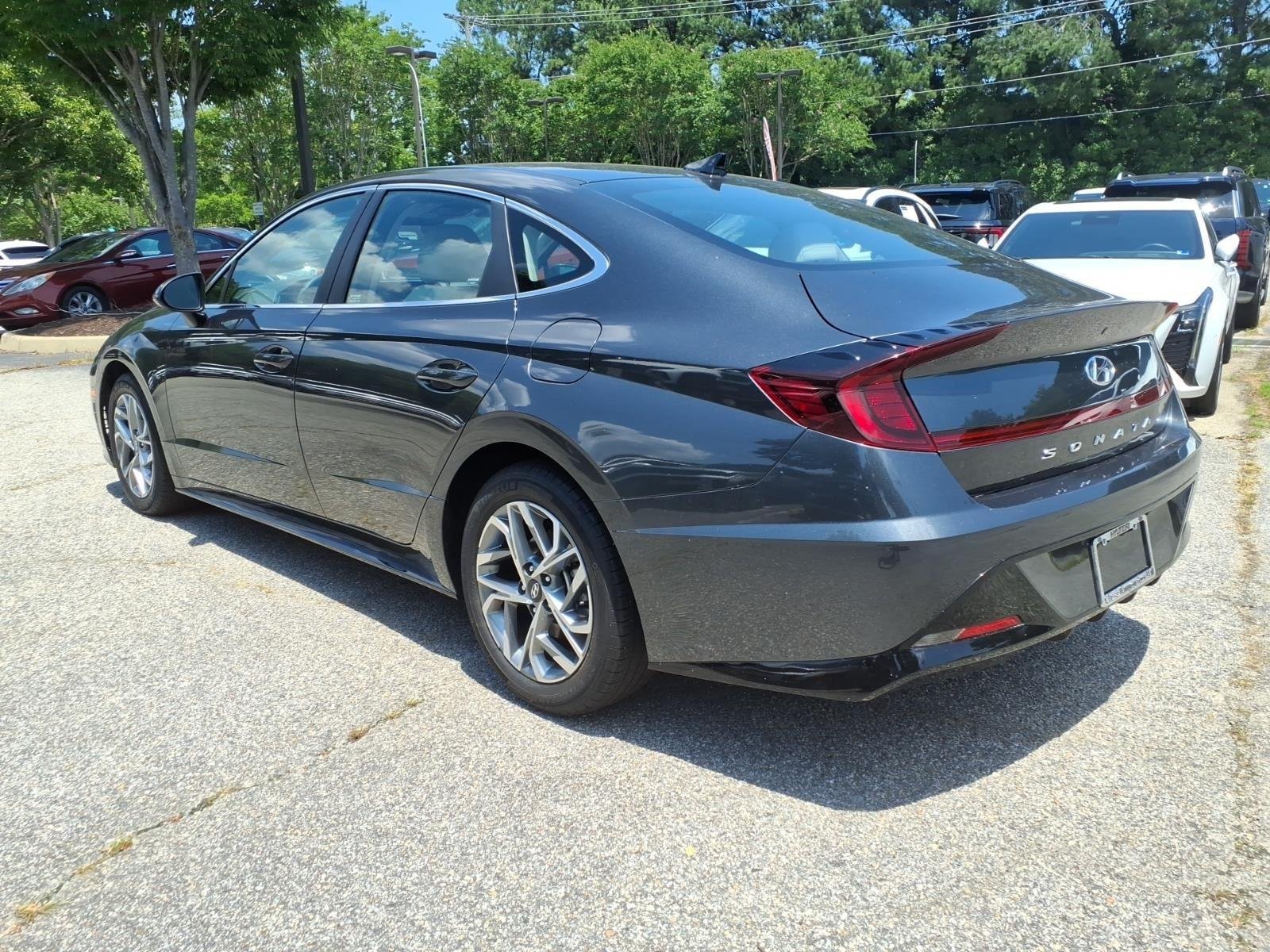 Used 2023 Portofino Gray Hyundai SEL image 8