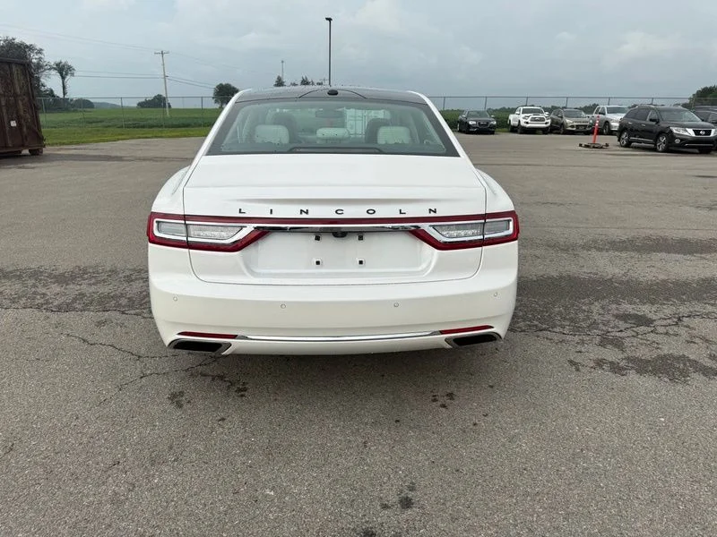 Used 2017 White Lincoln Black Label image 16