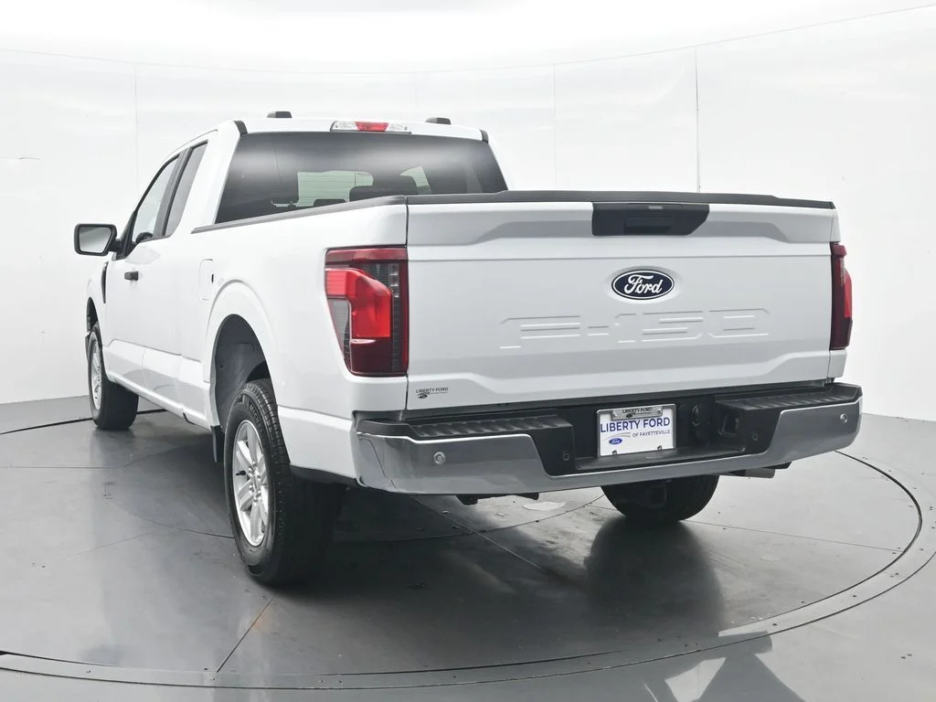 New 2026 Oxford White Ford XL image 9