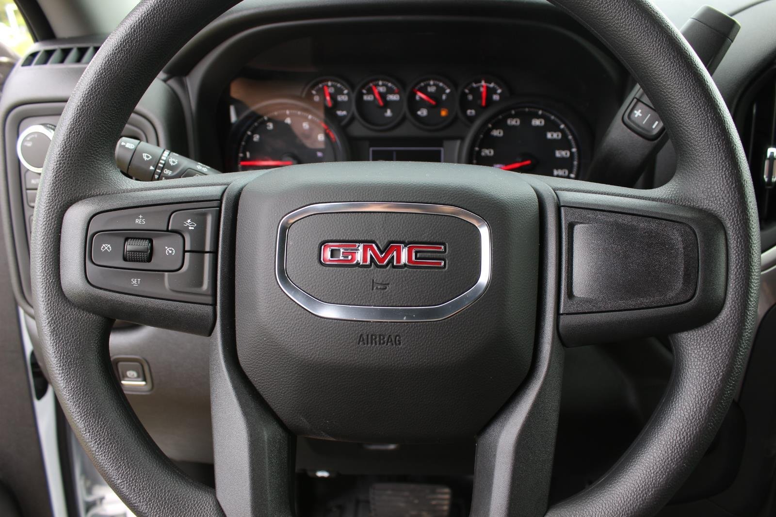 New 2026 Summit White GMC Pro image 17