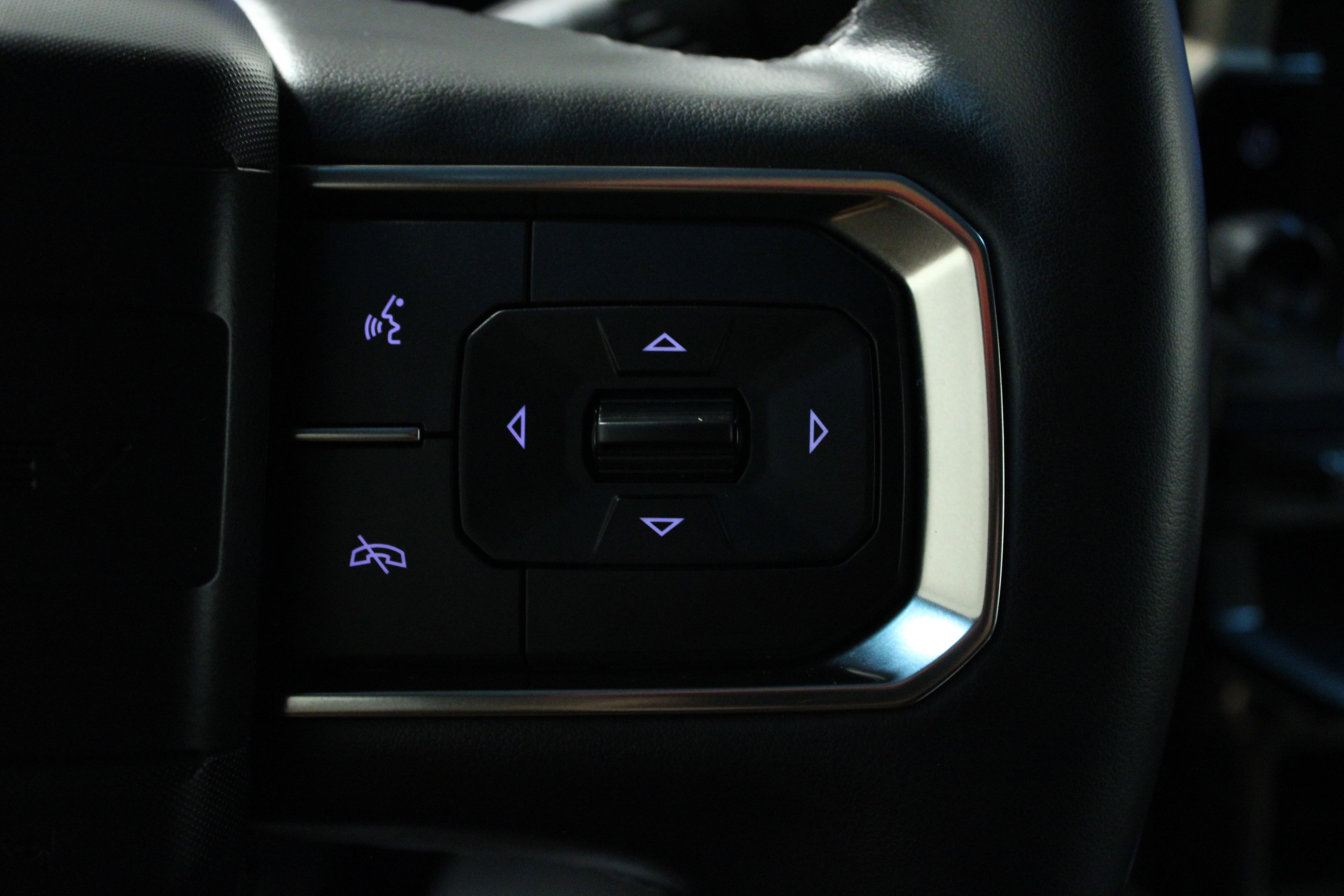 Used 2023 Interstellar White GMC 3X image 21