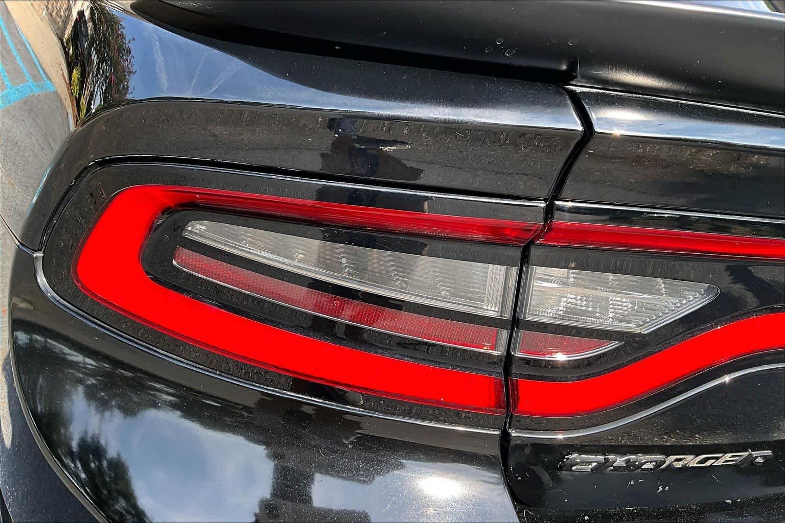 Used 2019 Pitch Black Clearcoat Dodge Scat Pack image 32
