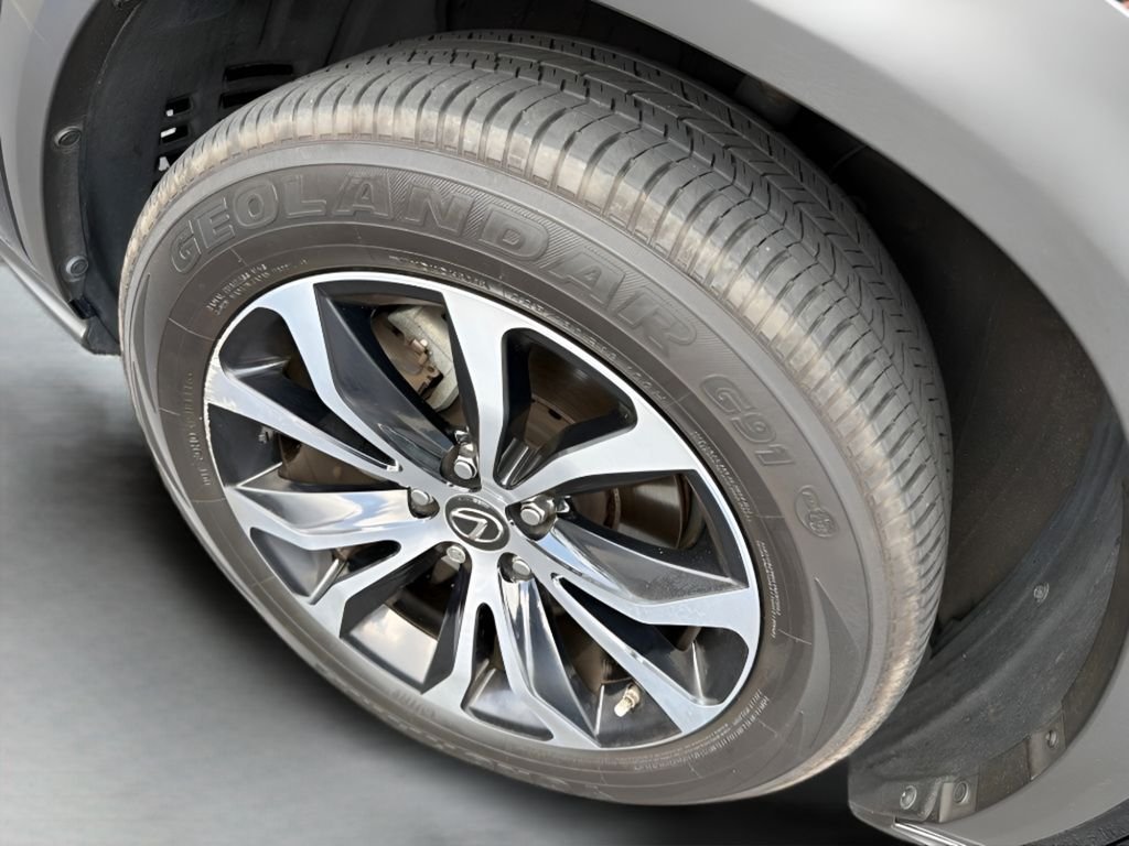 Used 2016 Black Lexus 200t F Sport image 8