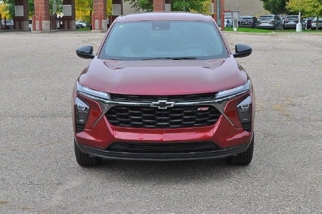Used 2025 Red Chevrolet 1RS image 8