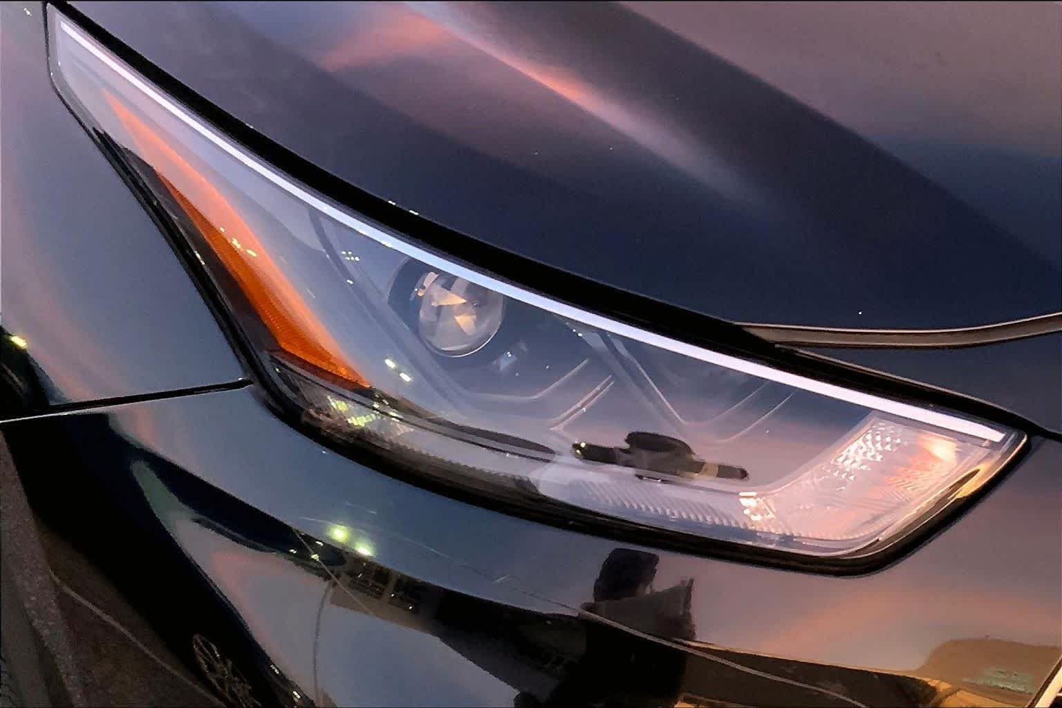 Used 2022 Midnight Black Metallic Toyota XLE image 26