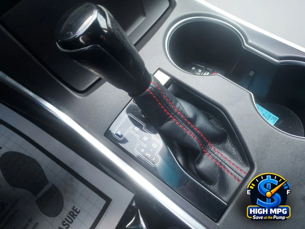 Used 2016 Gray Toyota SE image 11