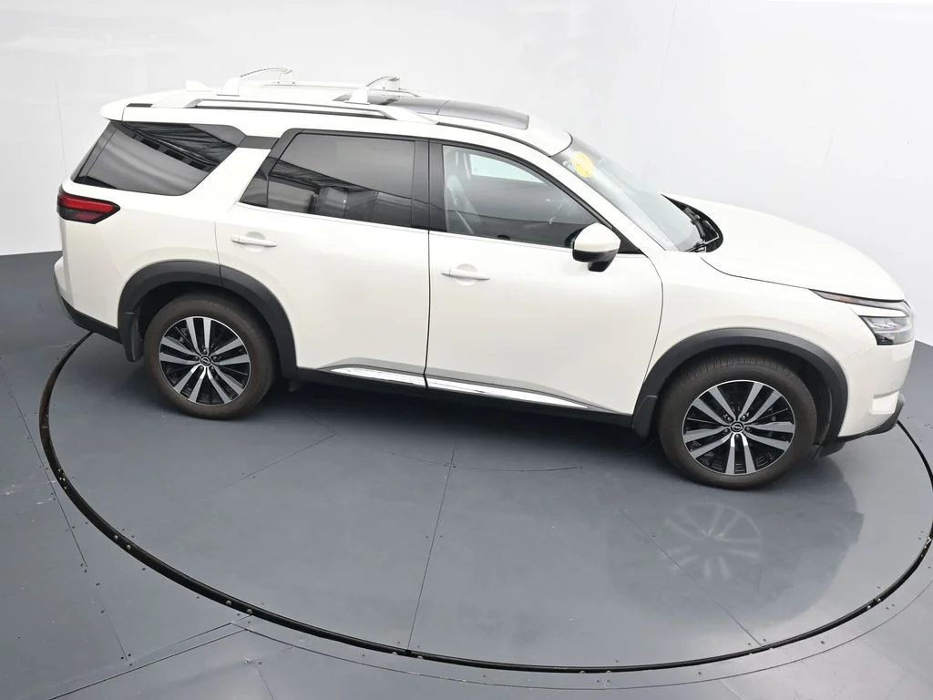 2023 Nissan Pathfinder Platinum - Photo 35