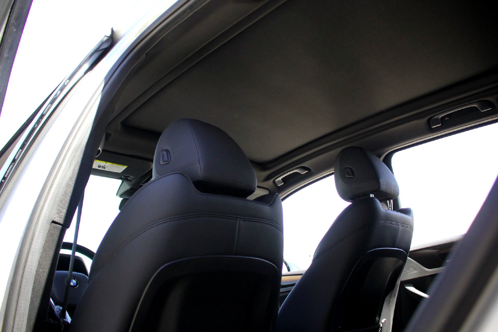Used 2021 Glacier Silver Metallic BMW sDrive30i image 26