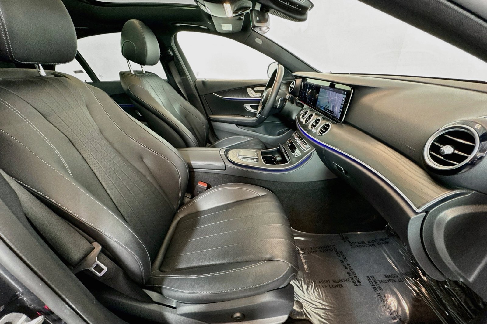 Used 2022 Graphite Grey Metallic Mercedes-Benz E 350 image 27