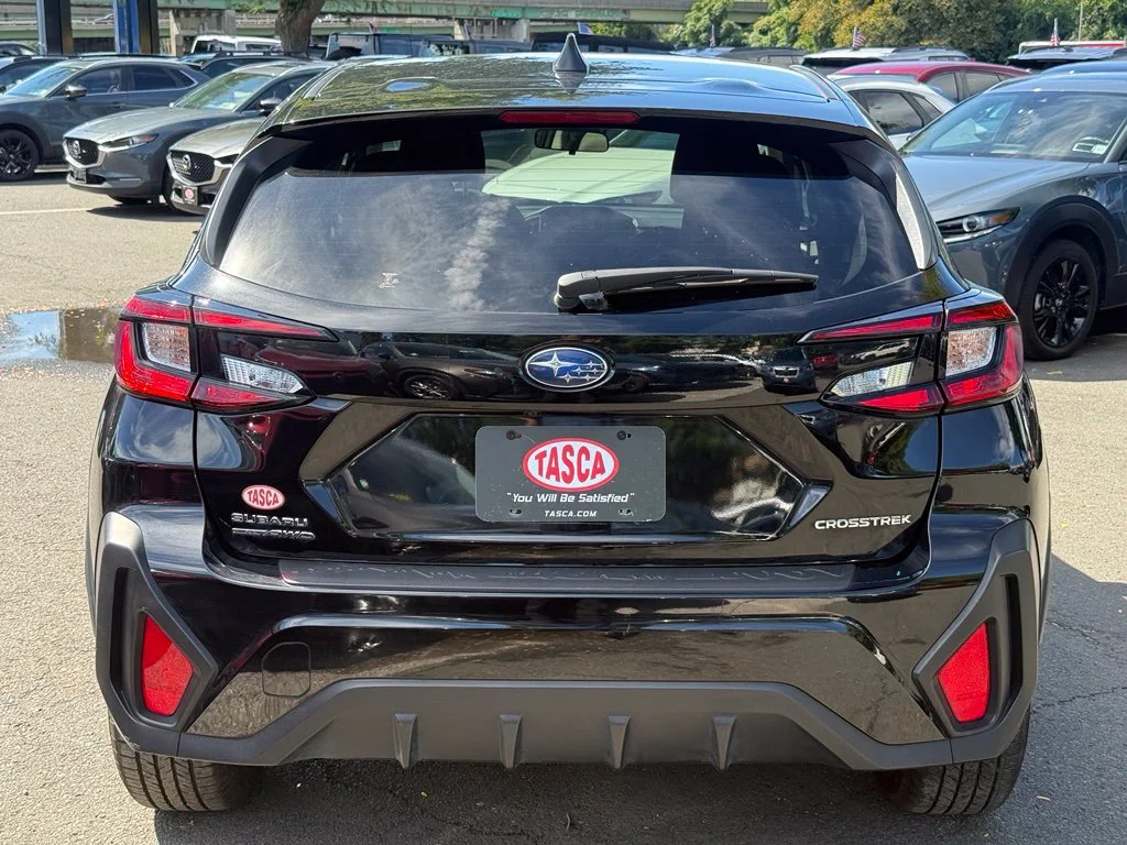 Used 2024 Crystal Black Silica Subaru Base image 7