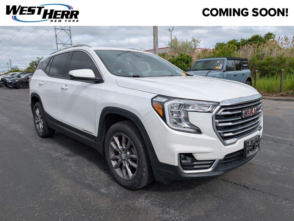 Used 2023 Summit White GMC SLT image 1