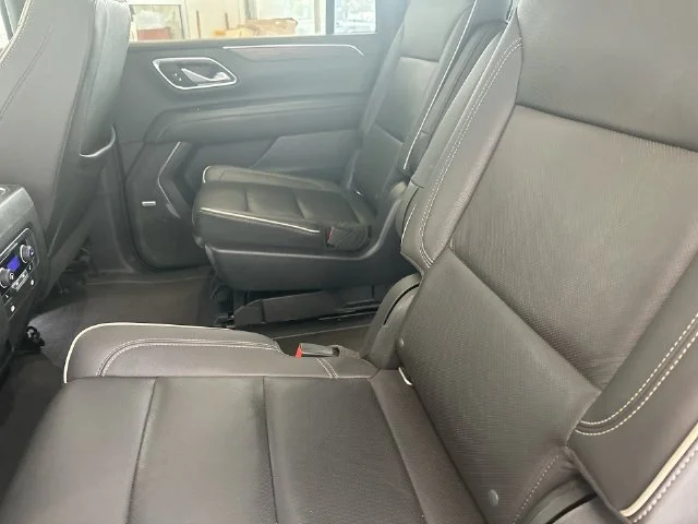 Used 2021 White Chevrolet Premier image 34