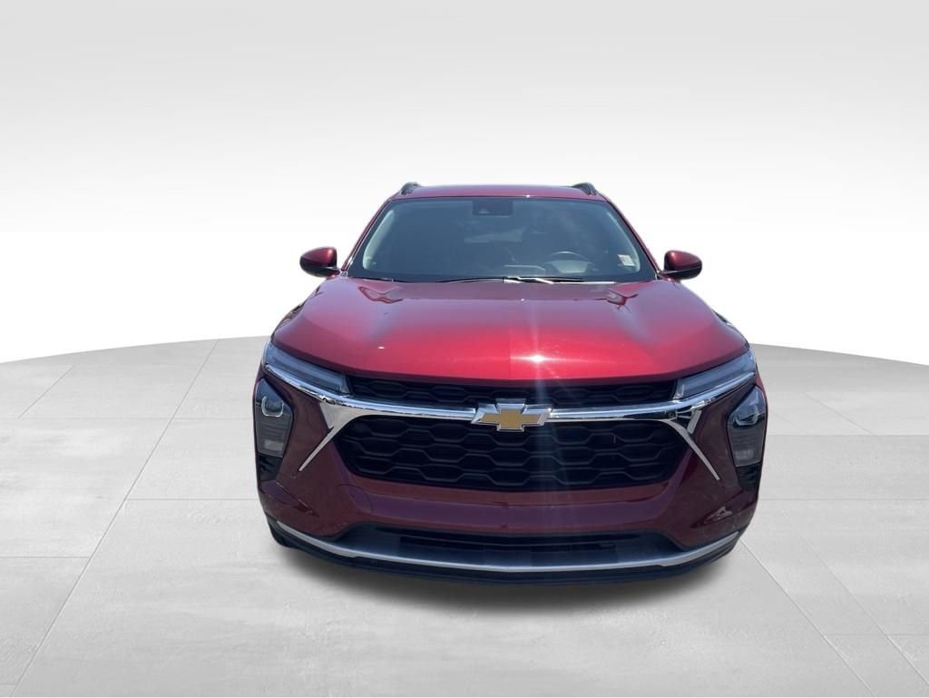 Used 2025 Red Chevrolet LT image 8
