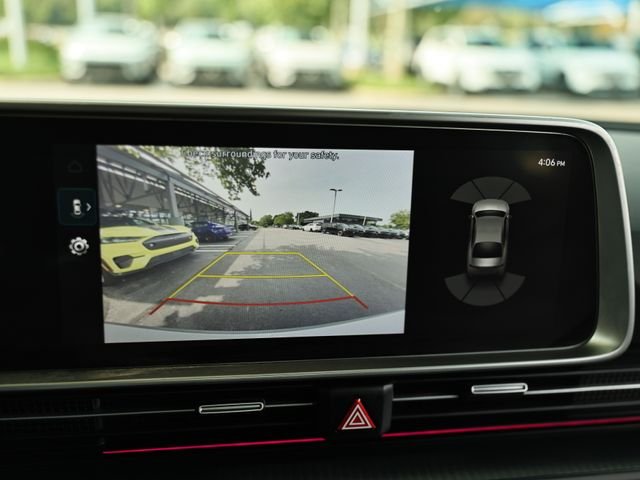 Used 2023 Gravity Gold Matte Hyundai SEL image 37