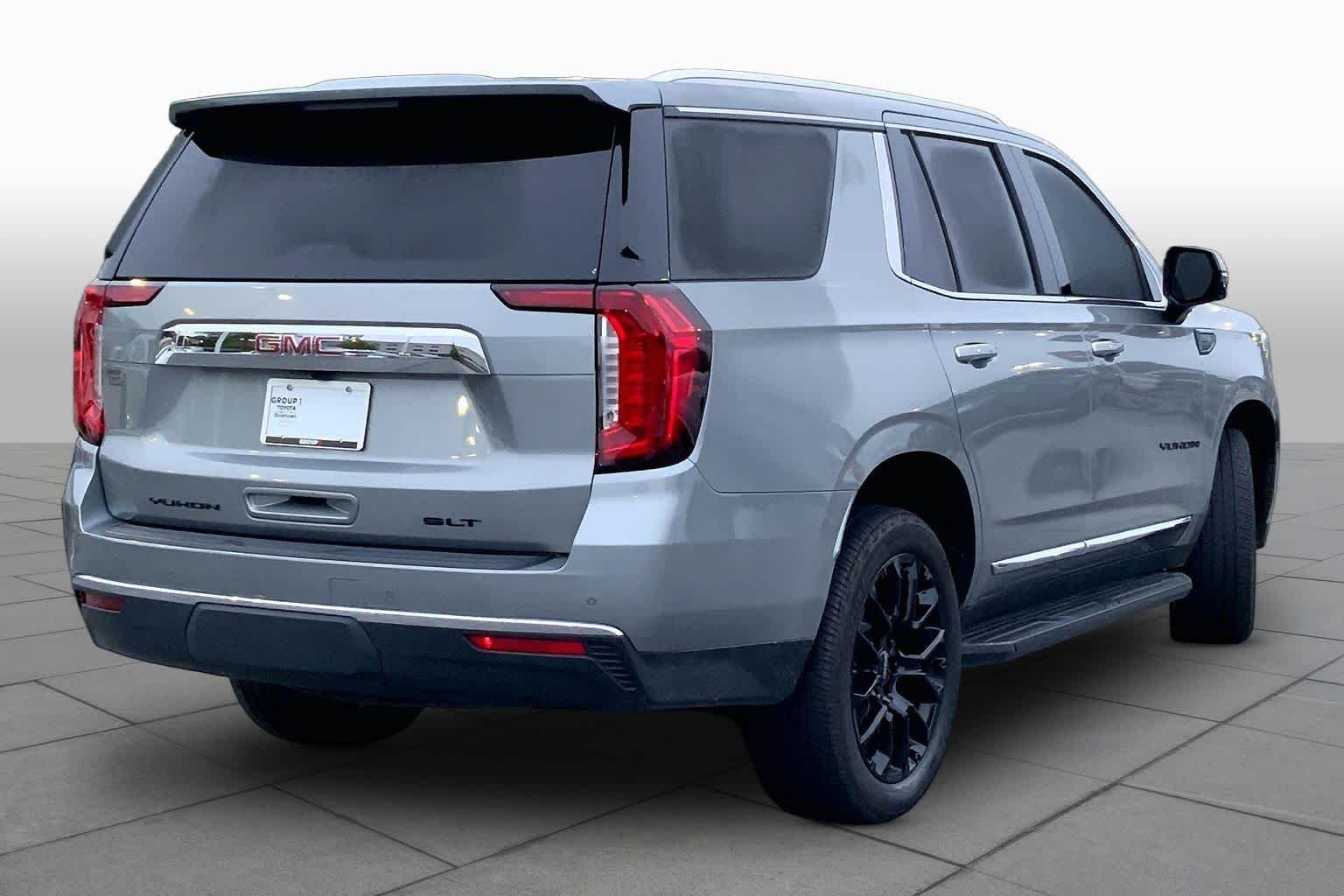 Used 2023 Sterling Metallic GMC SLT image 13