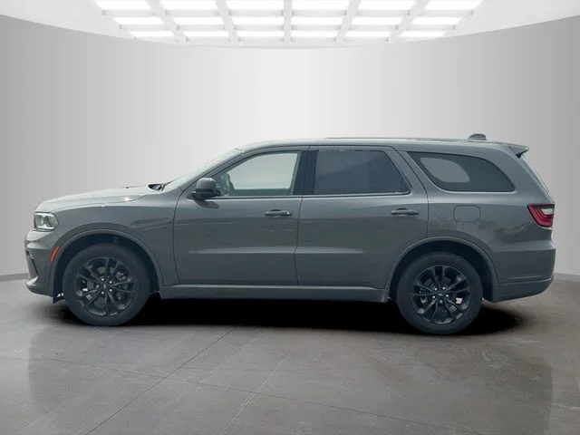 Certified Used 2022 Gray Dodge SXT image 4