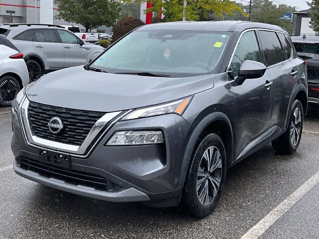 Used 2023 Gray Nissan SV image 3