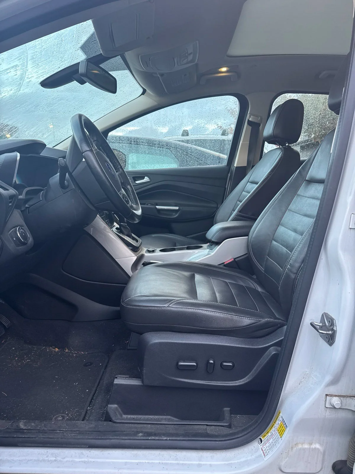 Used 2015 White Ford SEL image 10