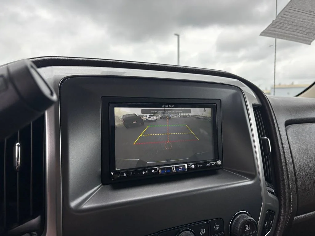 Used 2015 White Chevrolet LTZ image 19