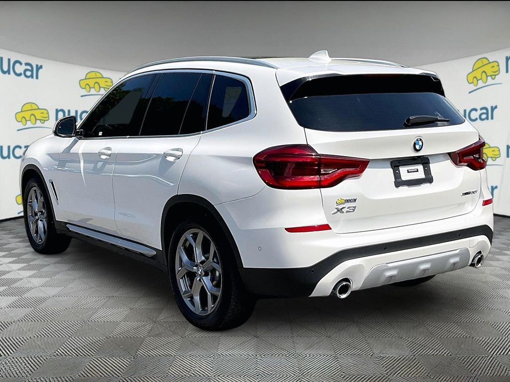 Used 2021 White BMW xDrive30i image 4