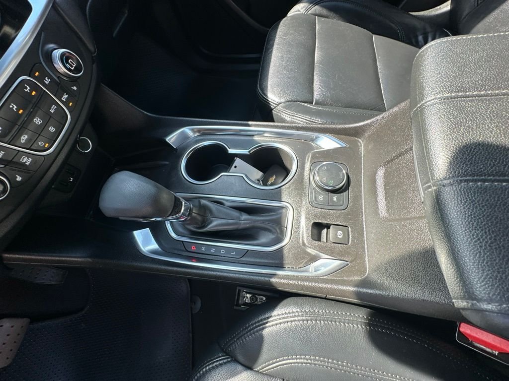 Used 2024 Black Chevrolet LT Cloth image 17